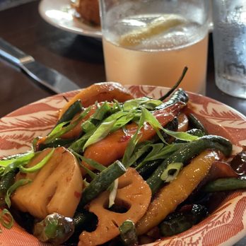 Mud Hen Water - Szechuan Lotus Roots - Hawaiian Near Me - Honolulu, Hawaii Mud Hen Water - Szechuan Lotus Roots - Hawaiian Near Me - Honolulu, Hawaii