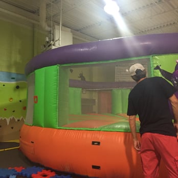 HippoHopp - Jump house. Thy have many - Kids Activities Near Me - Brookhaven, Georgia
