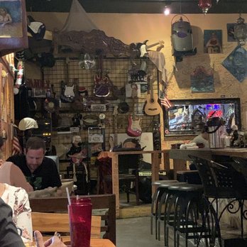 Java Jazz & Soup Nutz - Atmosphere - Coffee & Tea Near Me - Lahaina, Hawaii Java Jazz & Soup Nutz - Atmosphere - Coffee & Tea Near Me - Lahaina, Hawaii