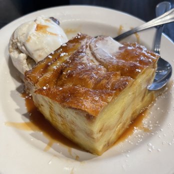 Local Goat - White Chocolate Bread Pudding & Seasonal Ice Cream - New American Near Me - Pigeon Forge, Tennessee