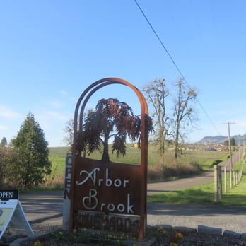 ArborBrook Vineyards - Wineries Near Me - Newberg, Oregon