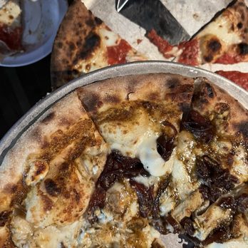 V Pizza + Sidecar - THE V PIZZA - Pizza Near Me - Gainesville, Florida