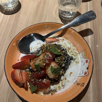 Mott St - Strawberry sticky rice - Asian Fusion Near Me - Chicago, Illinois Mott St - Strawberry sticky rice - Asian Fusion Near Me - Chicago, Illinois