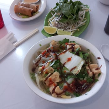 Pho Hoa Binh - Veggie pho and Vietnamese rolls - Vietnamese Near Me - Rockville, Maryland Pho Hoa Binh - Veggie pho and Vietnamese rolls - Vietnamese Near Me - Rockville, Maryland