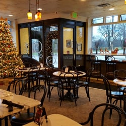 Sheridan's Bed & Breakfast - Beautiful classy Christmas tree