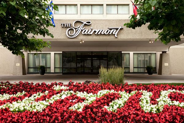 Fairmont Winnipeg by null