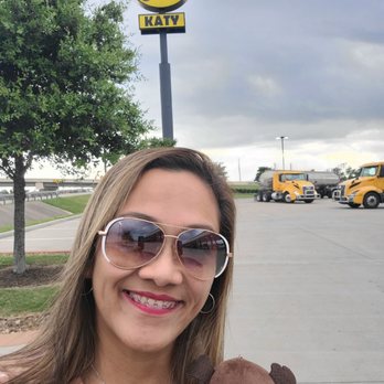 Buc-ee's - Pics so old I had my braces on, haha! June 2021 (I saw those truckers looking at me, but ask me if I cared, lmao!) - Gas Stations Near Me - Katy, Texas