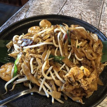 Malay Satay Hut - Signature Duck Egg Char Kway Teow - Malaysian Near Me - Bellevue, Washington