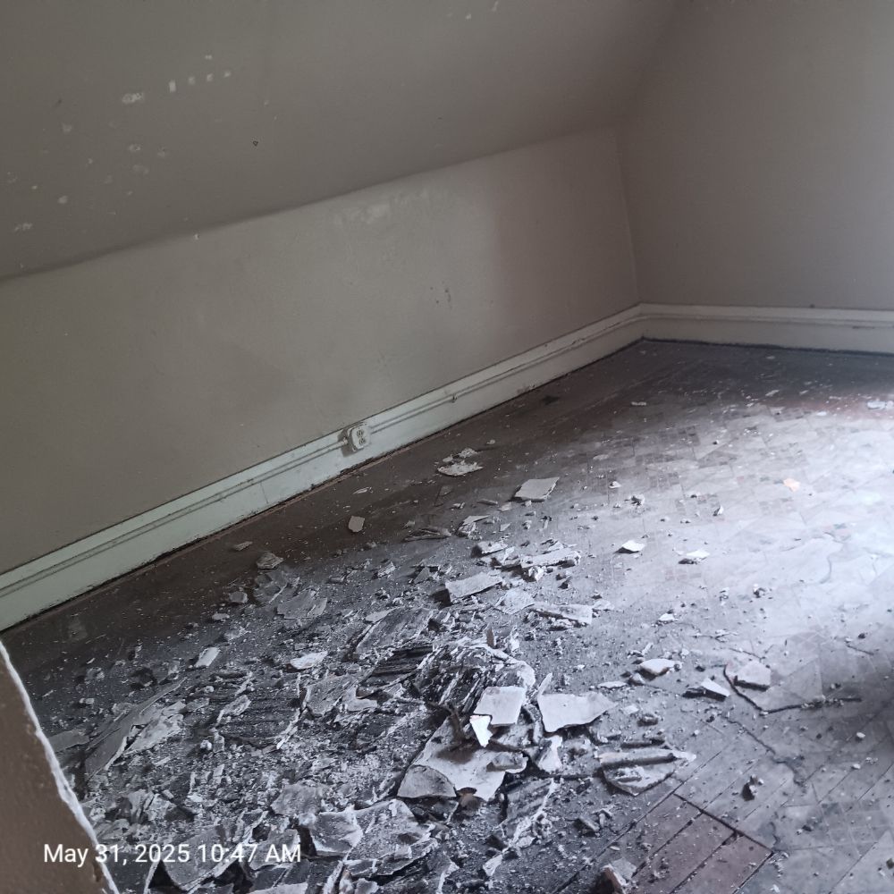 Slide of Reneau's Remodeling