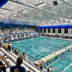 Hampton Virginia Aquaplex - Yellow Jacket Meet