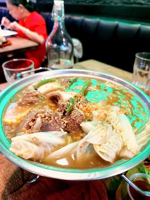 Kusina Pinoy Bistro by null