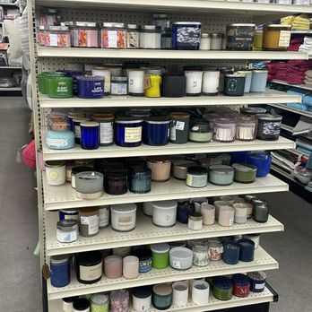 Big Lots - Candles but no wind - Discount Store Near Me - Pickerington, Ohio