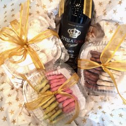 Wine Bottle Gift Basket