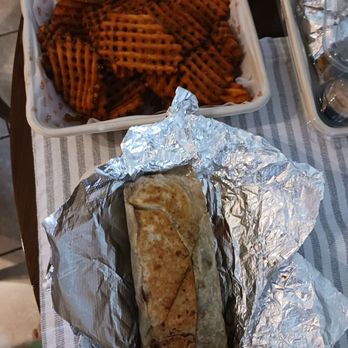 Culver & Main - Breakfast burrito with sweet potato fries - Breakfast & Brunch Near Me - Culver City, California