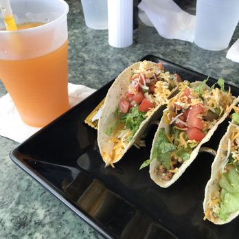 Wet Willie's - Crunchy tacos and a naked wet Willie (sugar free) mixed with mango daiquiri. - Lounges Near Me - Miami Beach, Florida Wet Willie's - Crunchy tacos and a naked wet Willie (sugar free) mixed with mango daiquiri. - Lounges Near Me - Miami Beach, Florida