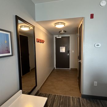 Hampton Inn & Suites Salinas - Room 433 - Hotels Near Me - Salinas, California Hampton Inn & Suites Salinas - Room 433 - Hotels Near Me - Salinas, California