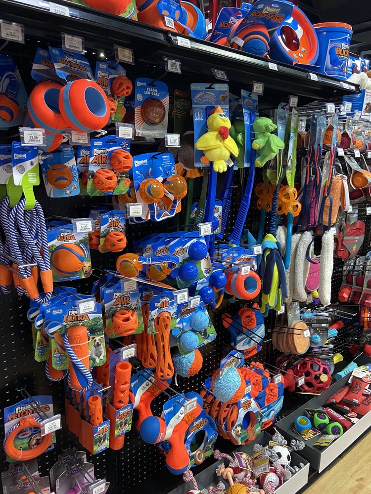 Jake's Pet Supply Image