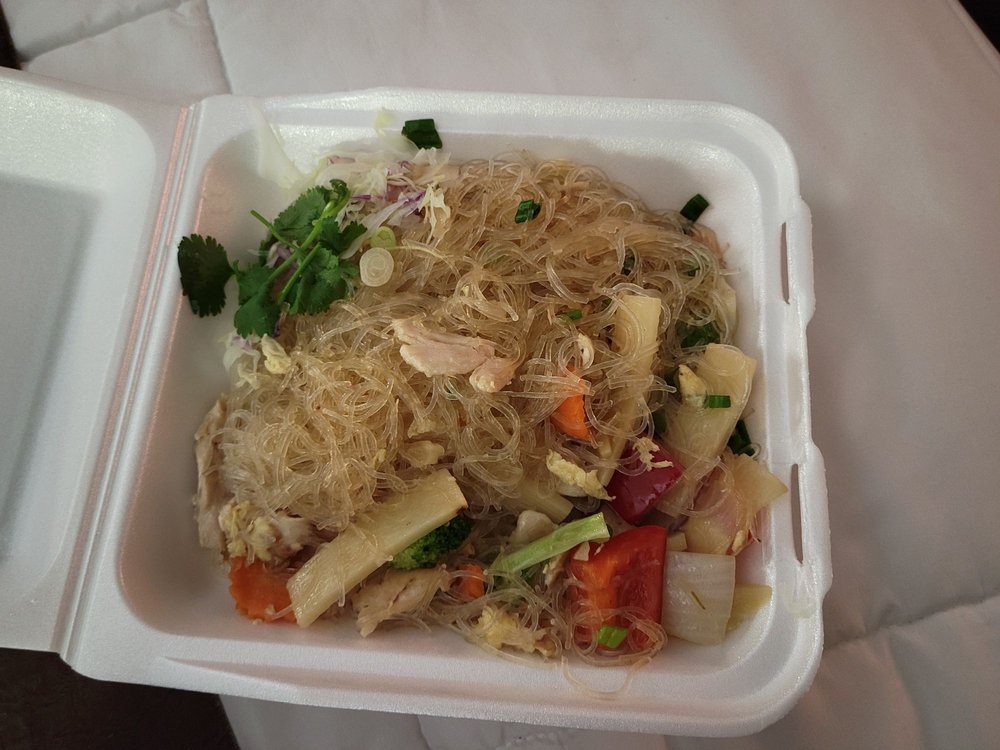 LITTLE THAI KITCHEN 60 Photos & 139 Reviews Thai 1051 S Milton Rd