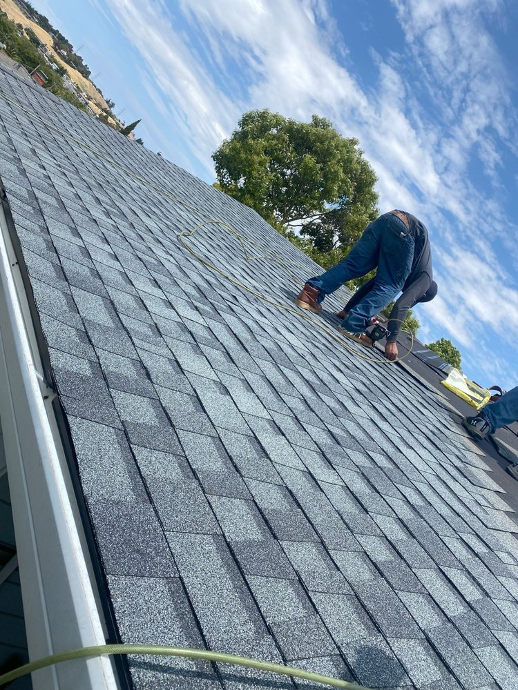 Slide of Golden Heights Roofing