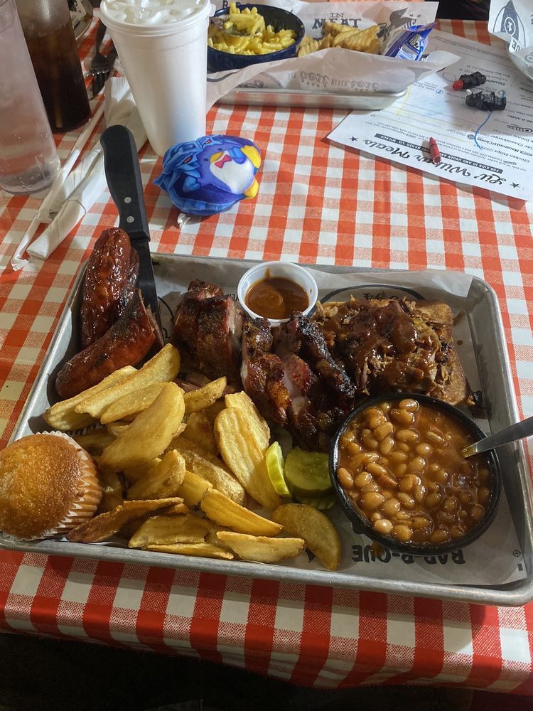 Food from Famous Dave's Bar-B-Que