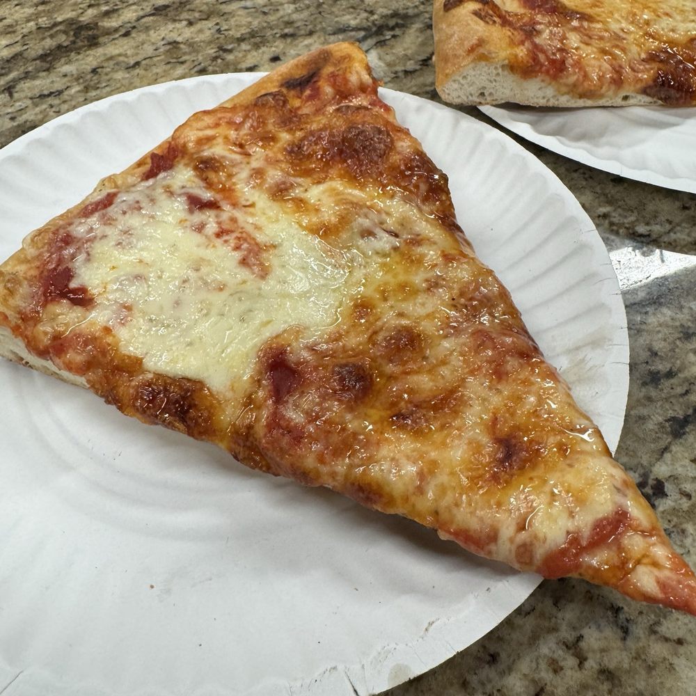 Capri Pizza - Pizza Near Me - Yonkers, New York