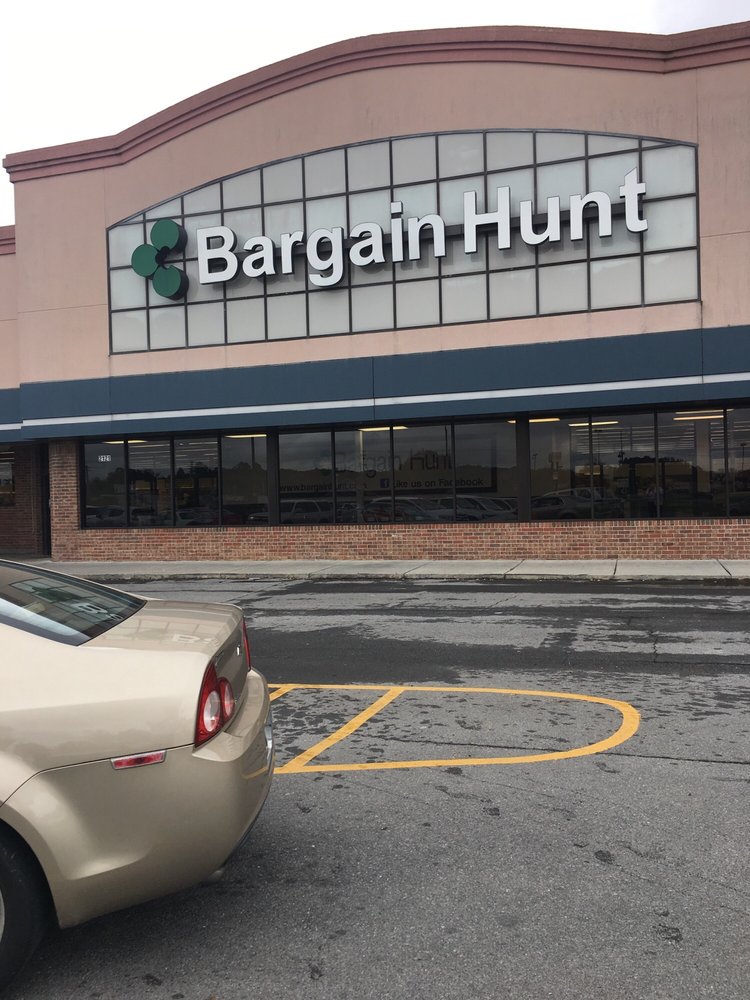 BARGAIN HUNT Updated October 2024 2121 E Walnut Ave, Dalton