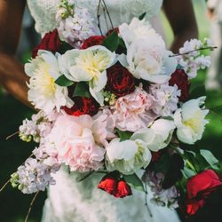 Saline Flowerland - This weeks bridal bouquet