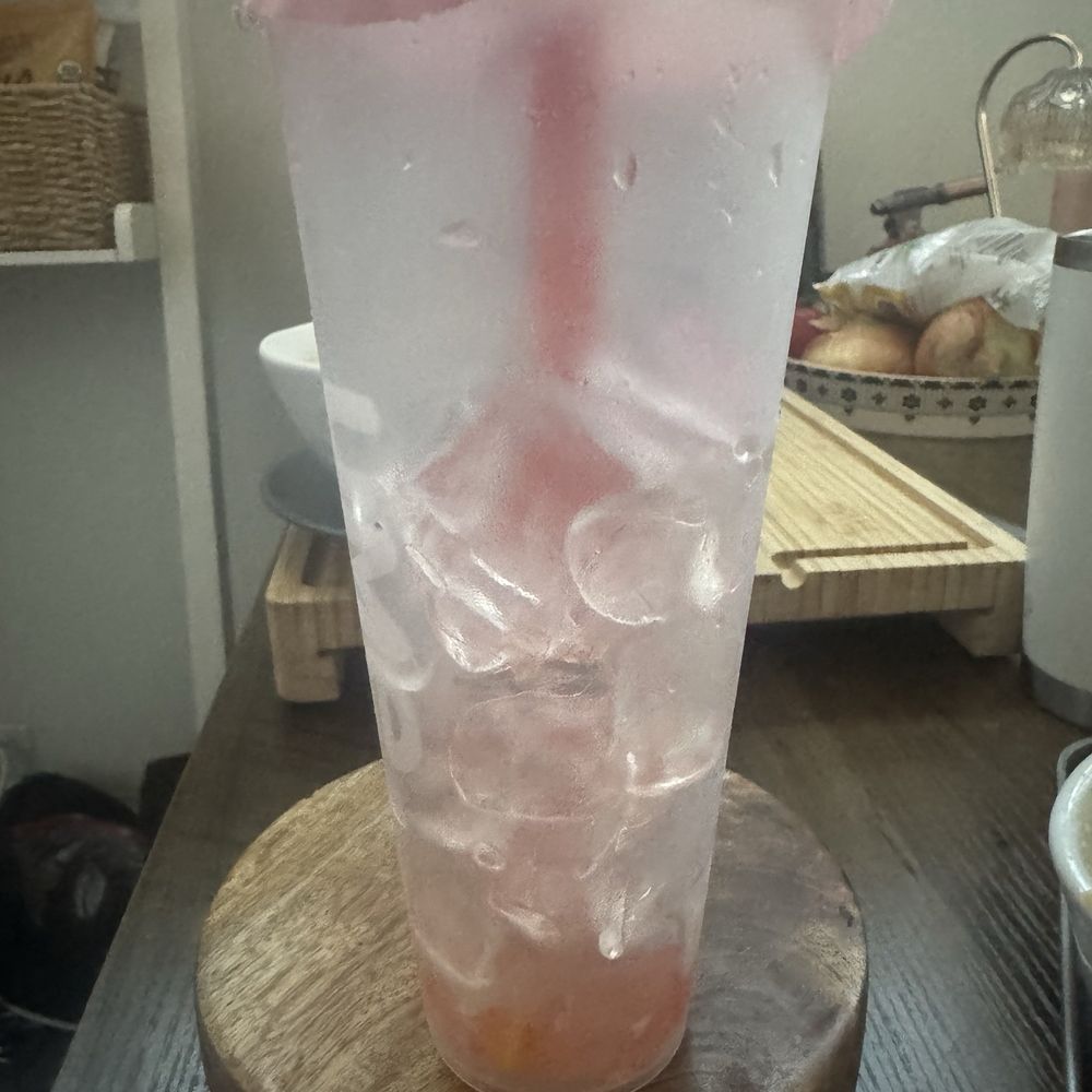 Ume Tea - $8 and more than half of [UMe] Watermelon Iced Tea 鲜切西瓜冰茶 - Bubble Tea Near Me - Evanston, Illinois