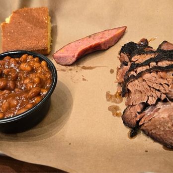Mission BBQ - Brisket, jalapeño sausage, baked beans, and cornbread - Barbeque Near Me - Doral, Florida Mission BBQ - Brisket, jalapeño sausage, baked beans, and cornbread - Barbeque Near Me - Doral, Florida