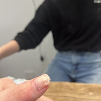 Bilancia Nail Spa - Nail Salons Near Me - Chicago, Illinois