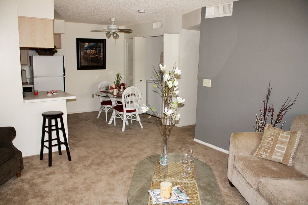 Le Mirage Apartments - property management company in Tucson, AZ