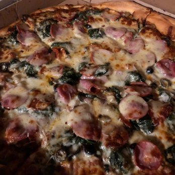 Luigis Italian Cafe - Italian Near Me - Quinlan, Texas