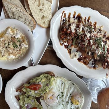Cafe Intermezzo - Avocado Toast, Baked Brie Plate, Italian Bruschetta Plate - Coffee & Tea Near Me - Nashville, Tennessee Cafe Intermezzo - Avocado Toast, Baked Brie Plate, Italian Bruschetta Plate - Coffee & Tea Near Me - Nashville, Tennessee