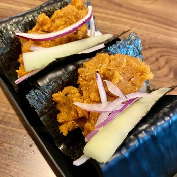 Kan Sushi - Spicy tuna hand roll - Sushi Bars Near Me - Honolulu, Hawaii