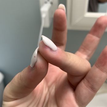 Aber Nail & Spa - Nail Salons Near Me - New Milford, Connecticut