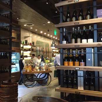 Wally's - Wine bar - New American Near Me - Beverly Hills, California