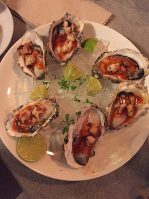 URBANA Mexican Gastronomy & Mixology by null