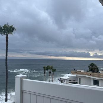 Capri Laguna - Beautiful Oceanfront View - Hotels Near Me - Laguna Beach, California Capri Laguna - Beautiful Oceanfront View - Hotels Near Me - Laguna Beach, California
