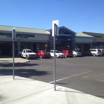 Napa Premium Outlets - Shopping Centers Near Me - Napa, California