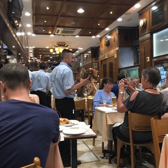 Cervejaria Ramiro - Seafood Near Me - Lisbon, 11