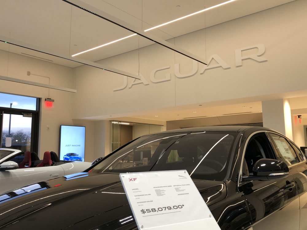 JAGUAR LAND ROVER LAKESIDE Updated September 2024 44 Photos & 27