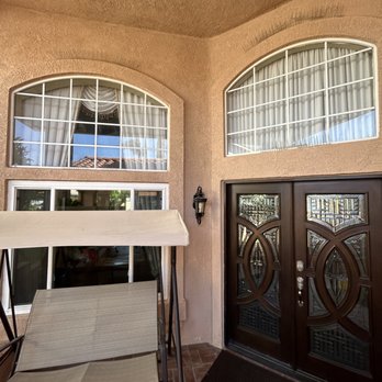 Wiped Clean - Beautiful first impression for visitors - Window Washing Near Me Wiped Clean - Beautiful first impression for visitors - Window Washing Near Me