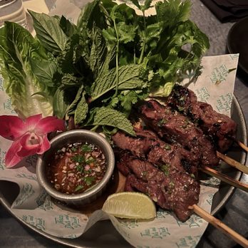 The Bamboo Room at Three Dots and a Dash - Prime Skirt Steak Stewers - Tiki Bars Near Me - Chicago, Illinois The Bamboo Room at Three Dots and a Dash - Prime Skirt Steak Stewers - Tiki Bars Near Me - Chicago, Illinois