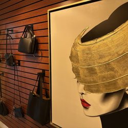 Pottery World - Leather handbags