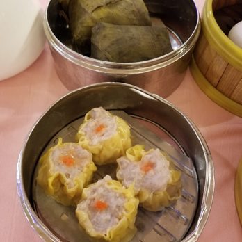 Empire Garden Restaurant - Pork dumplings and sticky rice chicken - Dim Sum Near Me - Boston, Massachusetts