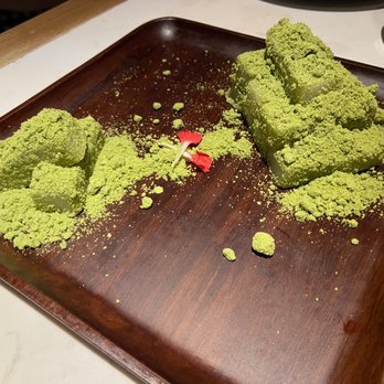 Cheli - Green tea milky rice cakes - Shanghainese Near Me - New York, New York Cheli - Green tea milky rice cakes - Shanghainese Near Me - New York, New York