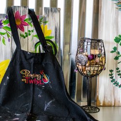 Don't worry, we're messy too that's why we provide aprons for all guests!   .Moomaw Photography.