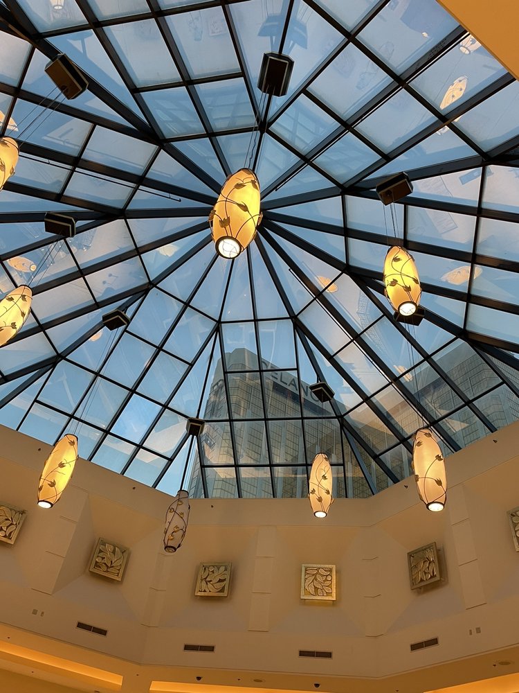 The Shoppes at Mandalay Place