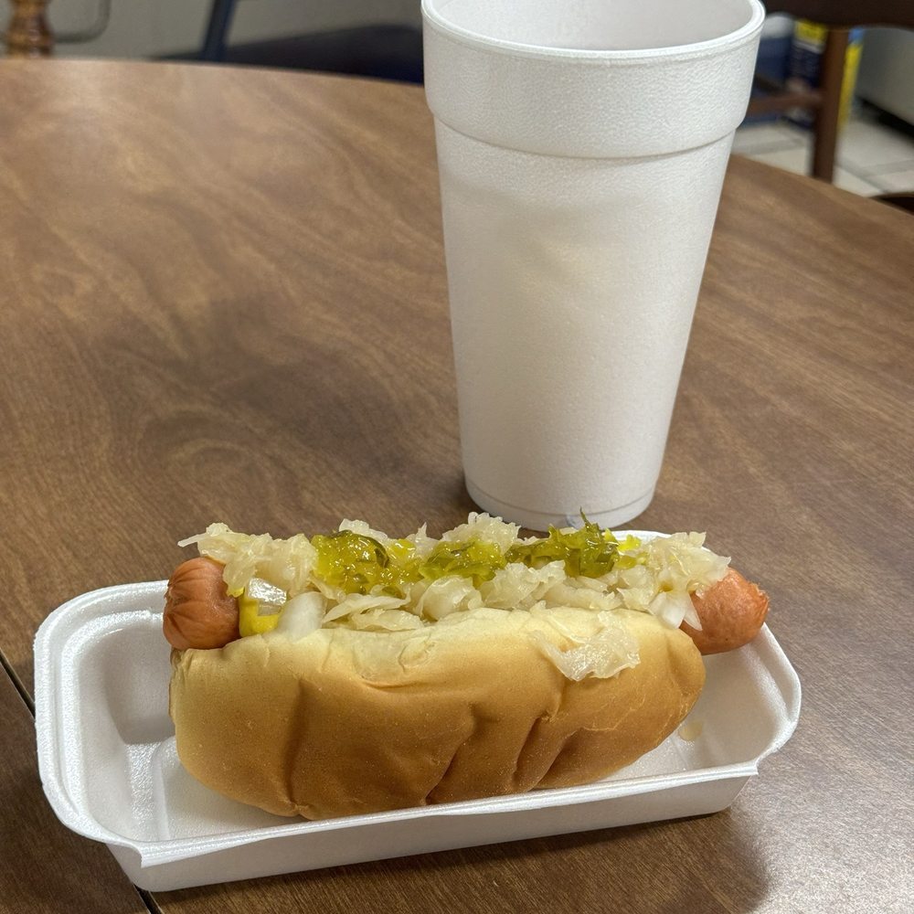 Runway Dog - Good hot dog - Hot Dogs Near Me - Aiken, South Carolina