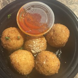 Arancini is my absolute favorite and I have to have it every time I eat here!! Yummmm!!
